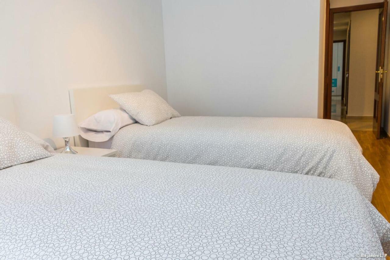 Apartamento Principado Leilighet Onís Eksteriør bilde