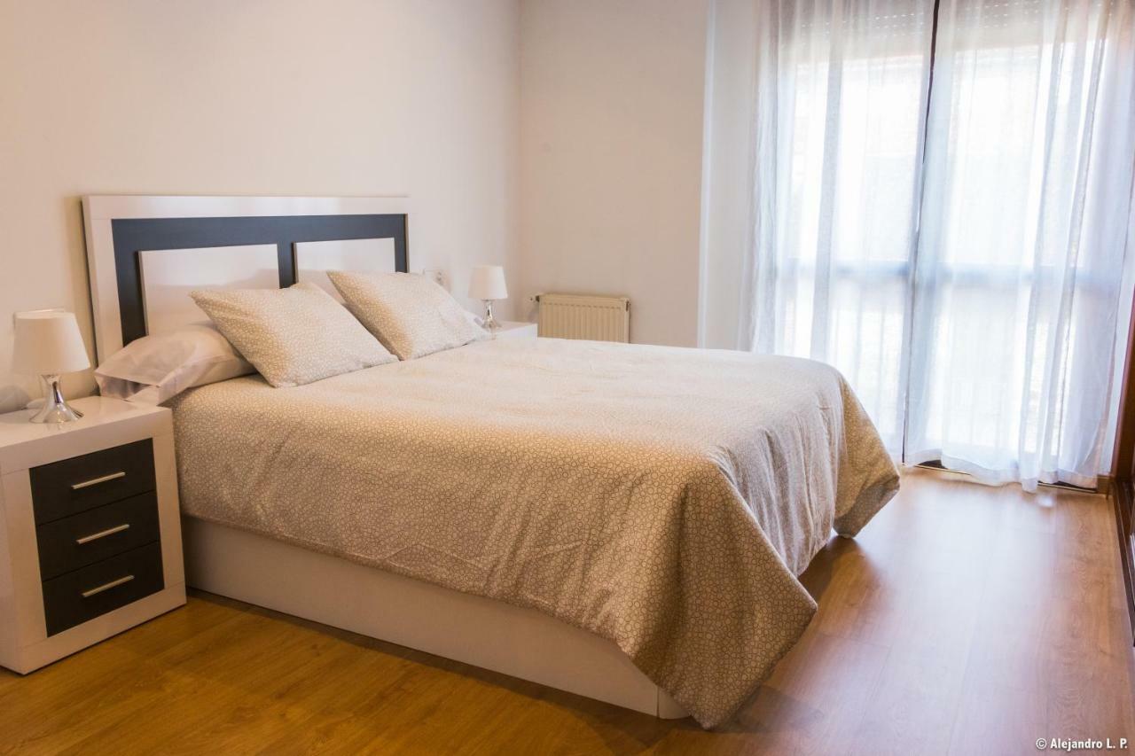 Apartamento Principado Leilighet Onís Eksteriør bilde